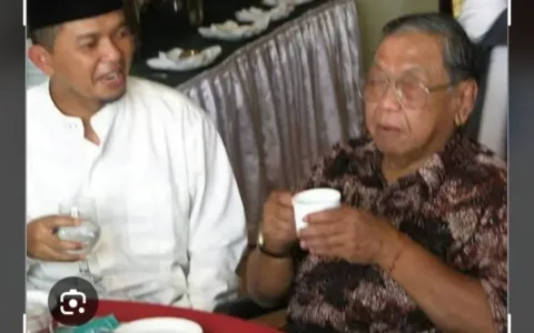 Majelis Permusyawaratan Rakyat Republik Indonesia (MPR RI) Secara Resmi Mencabut Ketetapan (TAP) Nomor II/MPR/2001