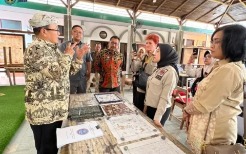Kemenkumham Jabar Laksanakan Pendampingan Pemeriksaan Substantif Permohonan Indikasi Geografis Batik Merawit Cirebon