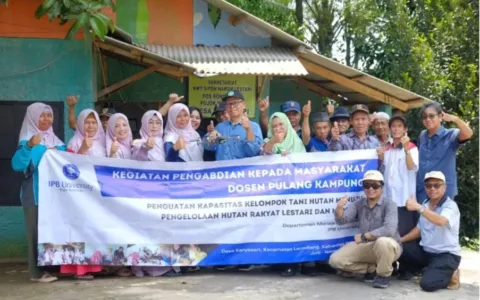 Kolaborasi Dosen IPB University dan Petani Hutan, Optimalkan Pengelolaan Hutan Rakyat Lestari di Leuwiliang