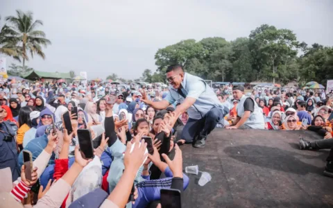 Hari ke-14 Jalani Kampanye, Andra Soni Sapa 5 Ribu Warga Lebak