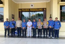 Kompolnas Apresiasi Penghargaan Presiden Kepada Tujuh Satker Polri Dalam Kunjungan Kerja Polres Pandeglang