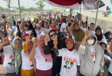 Dukung Rk Dki 1, Camelia Petir Bawa Pkb Grebek Kampung