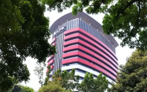 Penyebab Kuat KPK Harus Periksa Seluruh Rekening Terlapor Dugaan Korupsi Pemotongan Hakim Agung