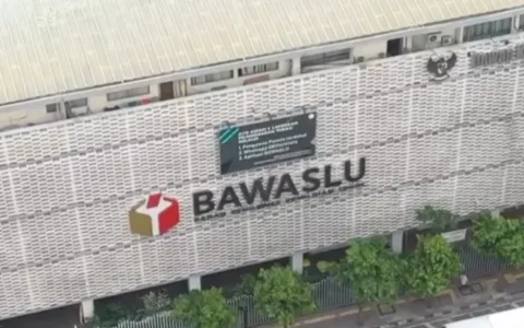 Langgar Aturan Pilkada 2024, Bawaslu Kabupaten Sampang Disebut Ompong