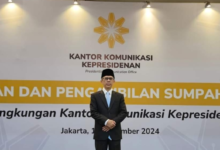 Pengamat Politik Ujang Komarudin di Lantik jadi Jubir Kantor Komunikasi Kepresidenan
