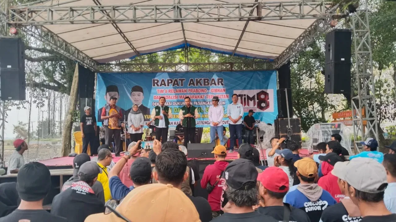 Deklarasi Tim 8 Bersama Masyarakat Tepi Hutan Lamongan