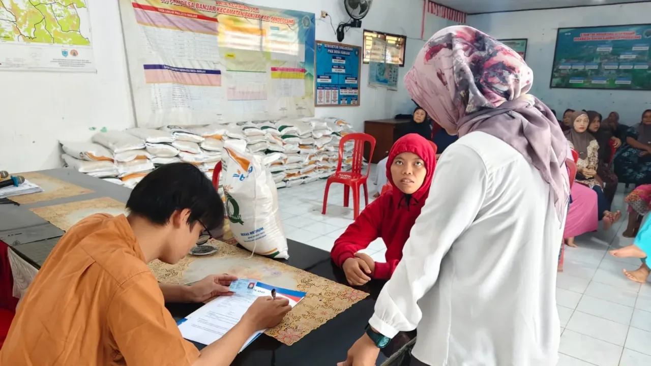 Bulog Salurkan 1750 Ton Bantuan Pangan ke Masyarakat Lebak dan Pandeglang