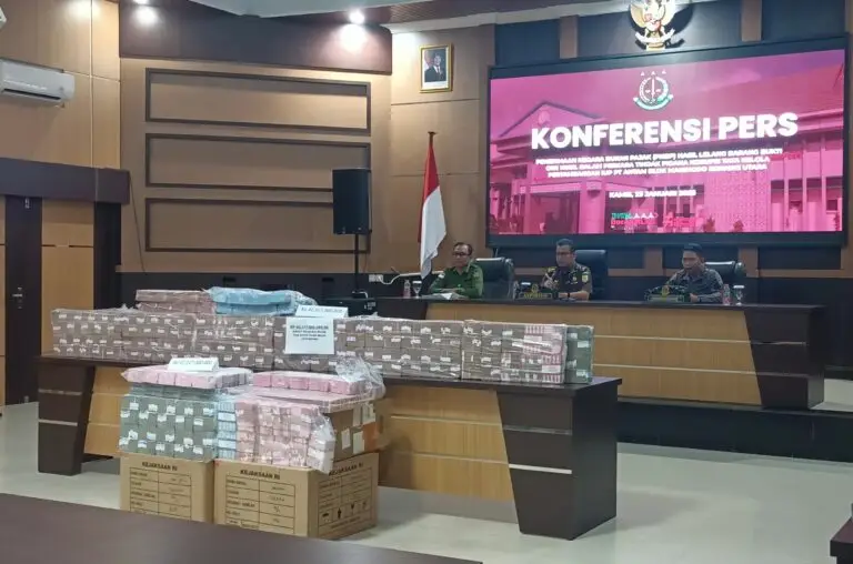 Korupsi Pt Antam, Kajati Sultra Rp 42,3 Miliar Setor Ke Kas Negara