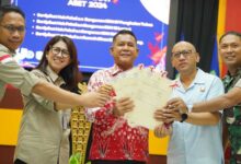 Dukung Asta Cita Presiden Ri, Kejari Sanggau Berikan Sertifikat Tanah 15 Rumah Ibadah
