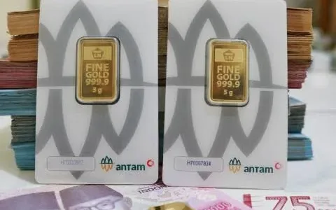 Harga Emas Antam Naik Kembali