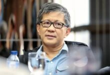 Rocky Gerung Sebut Publik Ingin Prabowo Reshuffle Kabinet