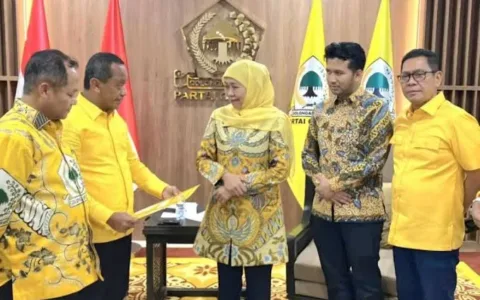 Diduga Khofifah Terlibat Korupsi 3,1 Triliun, KPK Didesak Tidak Tebang Pilih