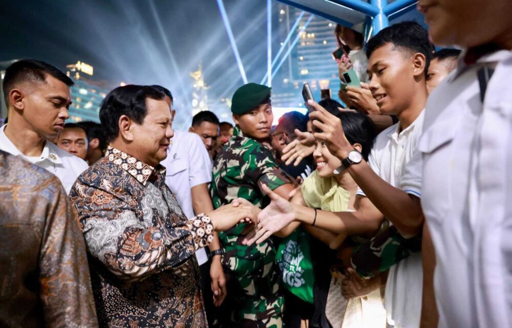 Perayaan Pergantian Tahun Presiden Prabowo Subianto Disambut Lautan Manusia
