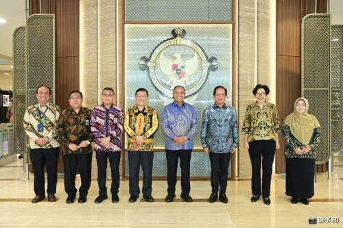 Badan Pemeriksa Keuangan (Bpk) Melakukan Pertemuan Dengan Kementerian Lingkungan Hidup/Badan Pengendalian Lingkungan Hidup (Klh/Bplh) Di Kantor Bpk, Jakarta, Kamis (30/01).