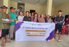 Dukung Kesejahteraan Nelayan Tangerang, Pik2 Salurkan Bantuan Beras