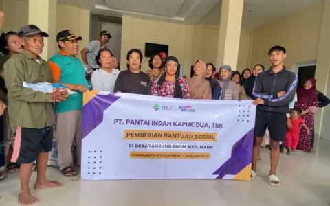 Dukung Kesejahteraan Nelayan Tangerang, PIK2 Salurkan Bantuan Beras