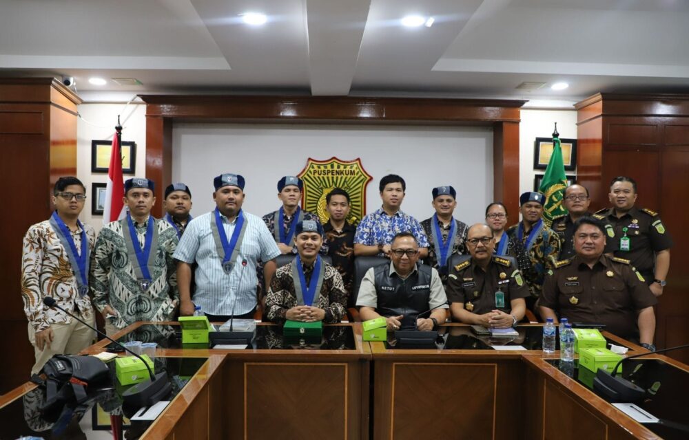 Endus Dugaan Korupsi, Ncw Ancam Laporkan Direktur Distribusi Dan Dirut Pln Ke Kejagung.