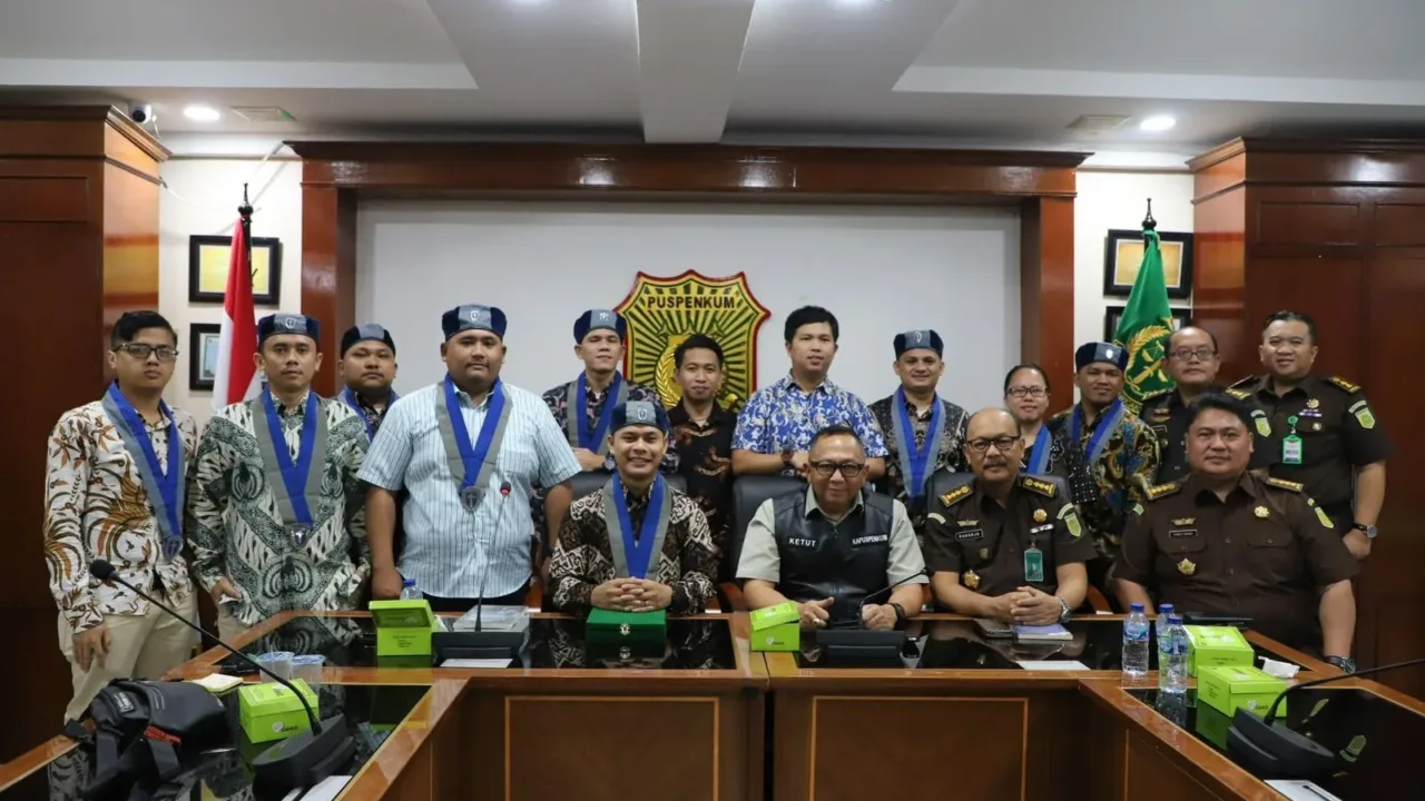 Endus Dugaan Korupsi, NCW Ancam Laporkan Direktur Distribusi dan Dirut PLN Ke Kejagung.