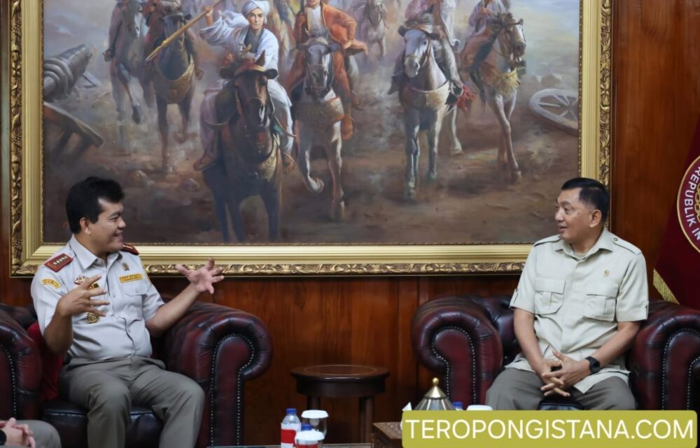 Menhan Sjafrie Sjamsoeddin Terima Kunjungan Kepala Barantin.