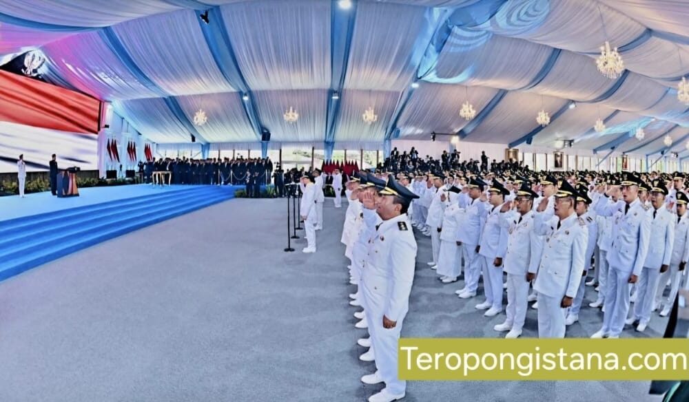 Presiden Prabowo Subianto Memberikan Ucapan Selamat Kepada Para Kepala Daerah Yang Dilantik Di Istana Kepresidenan Jakarta, Pada Kamis, 20 Februari 2025.