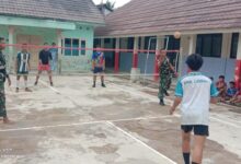 Guyub Bareng Warga, Satgas Tmmd Ke 123 Kodim 0603 Lebak Olah Raga Takraw