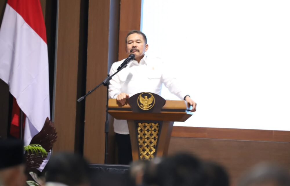 Para Kepala Daerah Yang Menjadi Peserta Retret Pembekalan Diwanti-Wanti Agar Tidak Melakukan Tindak Pidana Korupsi. Apabila Mereka Melakukan Praktik Korupsi, Maka Akan Berhadapan Dengan Hukum.