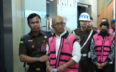 Kejaksaan Agung (Kejagung) mengungkap potensi kerugian negara dalam skandal dugaan korupsi tata kelola minyak mentah di PT. Pertamina Patra Niaga. Rabu, (26/02/2025). 