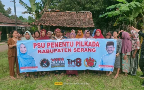 Emak-Emak Kabupaten Serang Komitmen Kawal Kemenangan PSU Ratu Zakiyah-Najib