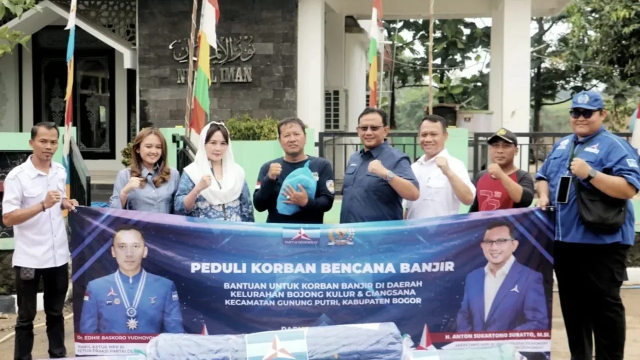 Politisi Demokrat Peduli Korban Banjir Bogor