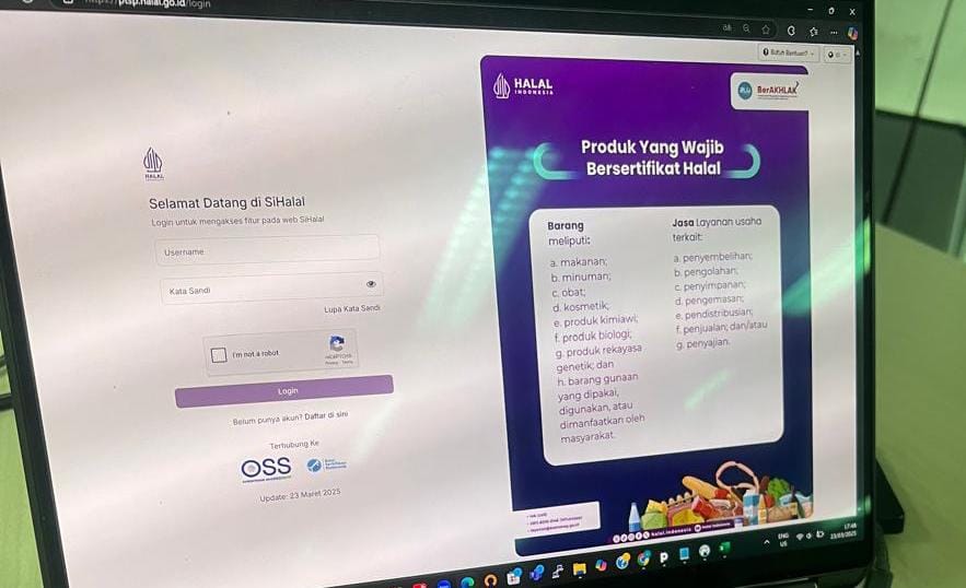 Sihalal Diperbarui, Begini Panduan Mudah Daftar Sertifikasi Halal Teropongistana.com Jakarta – Badan Penyelenggara Jaminan Produk Halal (Bpjph) Terus Berupaya Meningkatkan Layanan Sertifikasi Halal. Terbaru, Upaya Dilakukan Dengan Melakukan Pembaruan Pada Sistem Informasi Halal Atau Sihalal, Dilengkapi Panduan Penggunaan Sihalal Untuk Layanan Sertifikasi Halal Reguler Dan Self Declare. Sekretaris Utama Bpjph, Muhammad Aqil Irham, Mengatakan Bahwa Pembaruan Sistem Ini Merupakan Bagian Dari Upaya Bpjph Untuk Terus Menyempurnakan Sistem Layanan Sertifikasi Halal. “Bpjph Terus Melakukan Pengembangan Sistem Dengan Tujuan Untuk Memberikan Kemudahan Kepada Pelaku Usaha. Upaya Transformatif Ini Dilakukan Dengan Penerapan Digitalisasi Dan Otomasi Keterhubungan Antar Aktor Layanan Di Dalam Proses Layanan, Yang Dilakukan Dengan Mengedepankan Prinsip Layanan Yang Semakin Mudah, Cepat, Efisien, Dan Akuntabel.&Quot; Ungkap Muhammad Aqil Irham Di Jakarta, Minggu (23/3/2025). &Quot;Terobosan Ini Penting Dilakukan, Sebab Sistem Layanan Perlu Terus Disesuaikan Dengan Perkembangan Teknologi Untuk Menghadirkan Kemudahan Dengan Memenuhi Aspek Kinerja, Keamanan, Fungsionalitas, Kompatibilitas, Hingga Kesesuaian Dengan Regulasi.” Imbuhnya. Pelaksana Tugas Kepala Pusat Data Dan Informasi Bpjph, Nurhanudin, Lebih Lebih Lanjut Menjelaskan Bahwa Pembaruan Sihalal Ini Mencakup Peningkatan Kemudahan Akses, Tampilan Antarmuka Yang Lebih Ramah Pengguna, Pengalaman Penggunaan Yang Lebih Optimal, Serta Keamanan Sistem, Sehingga Proses Sertifikasi Halal Menjadi Lebih Efisien, Cepat Dan Aman. &Quot;Sihalal Dikembangkan Secara Berkala. Salah Satunya, Dilakukan Dengan Merubah Arsitektur Aplikasi Yang Sebelumnya Monolithic Menjadi Microservice, Agar Aplikasi Dapat Diakses Secara Lebih Cepat. Juga Untuk Mengatasi Terjadinya Akses Lambat Dan Time Out Pada Aplikasi Sebelumnya Manakala Diakses Oleh Banyak Pengguna Layanan Secara Bersamaan.&Quot; Kata Nurhanudin. &Quot;Kami Juga Menyampaikan Mohon Maaf Kepada Seluruh Pengguna Layanan Sihalal, Bahwa Tatkala Proses Transformasi Ini Dilakukan, Secara Teknis Menyebabkan Ketidaknyamanan Dalam Mengakses Sihalal. Saat Ini Aplikasi Sudah Dapat Digunakan Oleh Para Pengguna Setelah Proses Maintenance Dilakukan. Dan Untuk Kebutuhan Percepatan Konfirmasi Proses Juga Kami Sediakan Call Center 146 Atau Email Layanan.halal.go.id&Quot; Ungkapnya Melanjutkan. “Selanjutnya, Untuk Memudahkan Pengguna Layanan Dalam Pengajuan Sertifikasi Halal Setelah Sihalal Diperbarui, Kami Sediakan Panduan Atau Manual Book Penggunaan Sihalal Untuk Sertifikasi Halal Skema Reguler Dan Self Declare. Panduan Dapat Diunduh Melalui Website Bpjph.halal.go.id.” Imbuhnya.