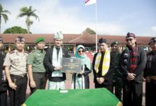Bupati Pandeglang Dewi Setiani Resmikan Gor Cikupa 7 Bupati Pandeglang Dewi Setiani Resmikan Gor Cikupa