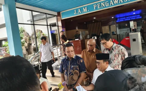 Jampidsus dan JPU Dilaporkan ke Jamwas Kejagung Terkait Surat Dakwaan  Zarof Ricar