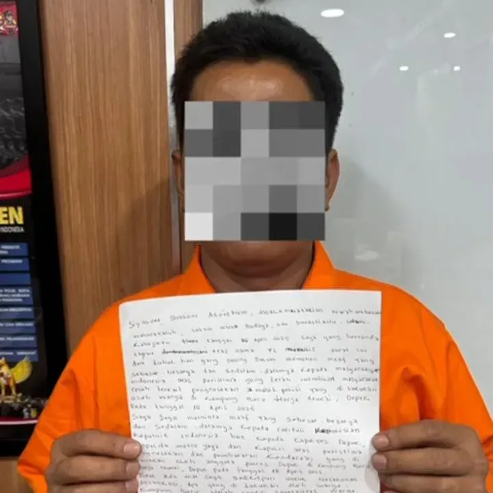 TS Meminta Maaf Atas Kegaduhan Pembakaran Mobil Polisi di Depok
