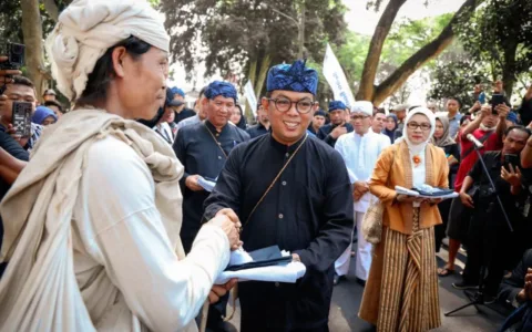 Gubernur Banten Andra Soni Sangat Menginspirasi Dalam Menjaga Kelestarian Alam dan Adat