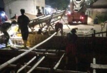 Gawat, Proyek Jembatan Di Desa Buni Bakti Tidak Pakai Viberator Dan Abaikan K3