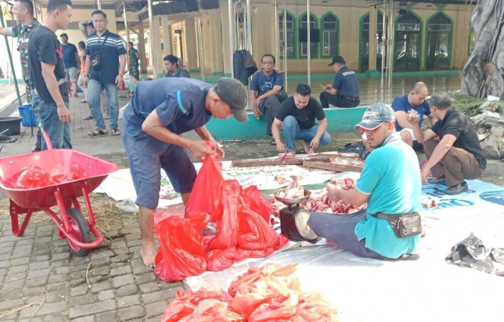 Saat Idul Adha, Kejari Jakpus Peduli Rumah Ibadah Dan Yayasan
