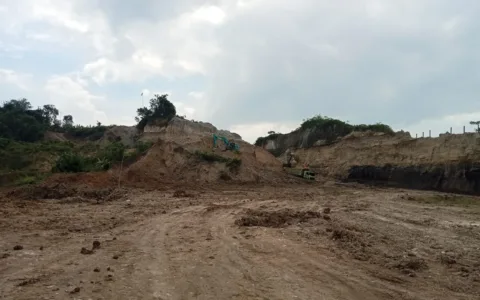 Gawat, Tambang Diduga Ilegal di Dekat Gerbang Tol Rangkasbitung Kembali Beroprasi