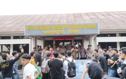 Dinilai tak Becus kerja, Aktivis Kumala Minta Kadis PUPR Mundur dari Jabatan