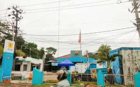 Nekat, PLN Diduga Salurkan Listrik ke Tambang Batubara Ilegal di Cibobos
