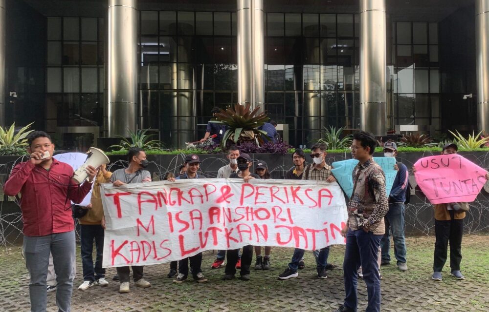 Kacau, Mahasiswa Duga Isa Anshori Cawe-Cawe Dalam Banyak Proyek Di Dinas Kelautan Perikanan Jawa Timur