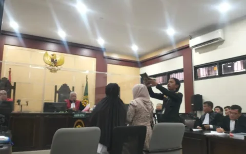 Bongkar Terus, Saksi Terdakwa Charlie Chandra Pastikan Tanah Tersebut Milik The Pit Nio