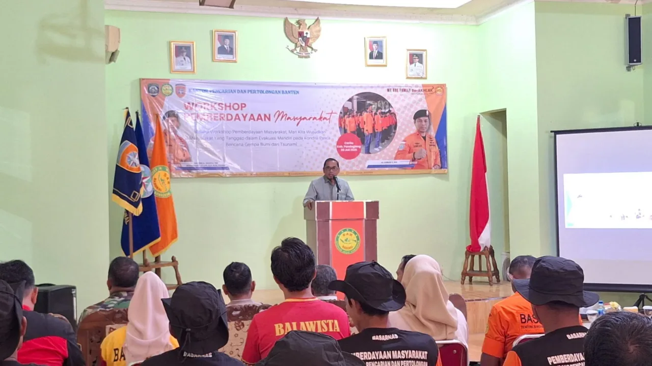 Ditengah Ancaman Bencana, Ahmad Fauzi: Harapan Ada Ditangan Masyarakat yang Terlatih