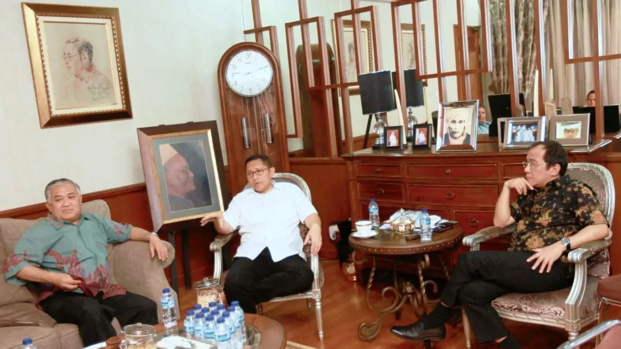 Anas Urbaningrum Tanggapi Polemik Wacana Pembubaran DPR
