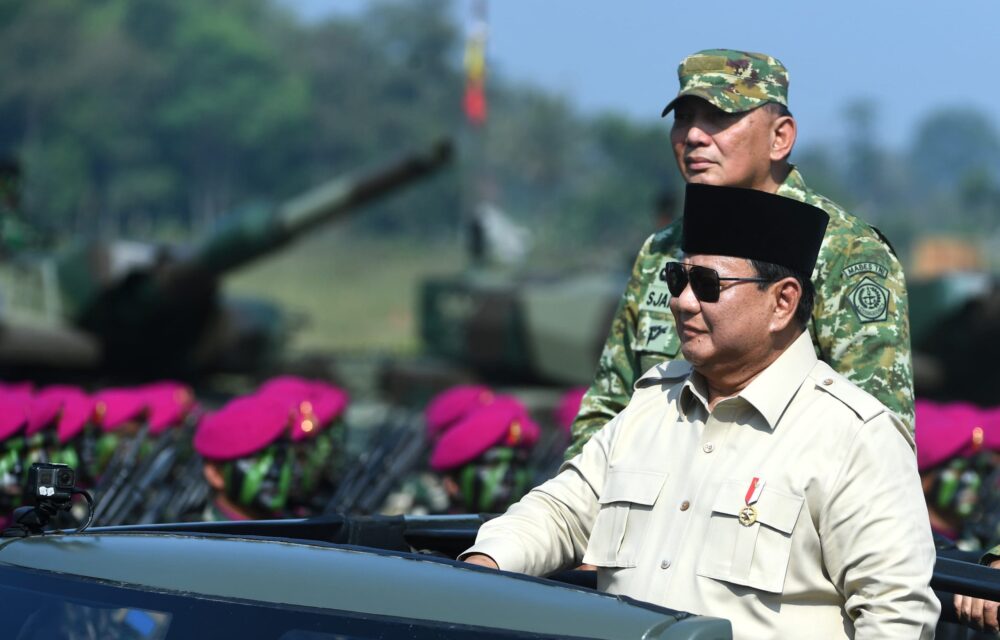 Presiden Prabowo Berikan Amanat Dalam Upacara Gelar Pasukan Operasional