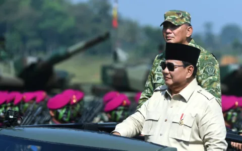 Presiden Prabowo Berikan Amanat Dalam Upacara Gelar Pasukan Operasional