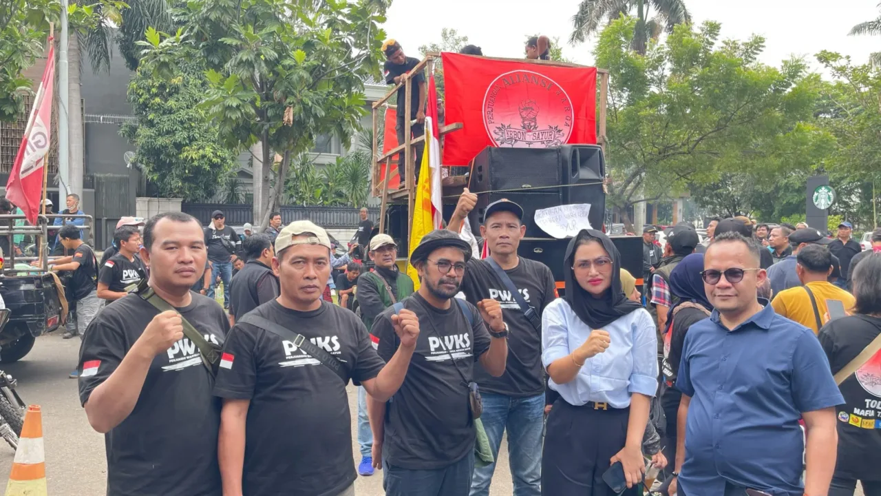 Masyarakat Kebun Sayur Demo di Kantor BPN Jakarta Barat, Tuntut Hak Atas Tanah