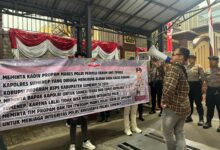 Gawat, Massa Tuntut Periksa Oknum Kapolres Sumenep Dalam Skandal Bsps Sumenep