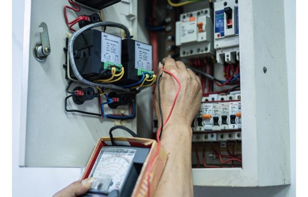 Warga Tanjungsari Maja Gelap Gulita, Suplai Listrik Pln Melemah Keluhan Hanya Jadi Angin Lalu