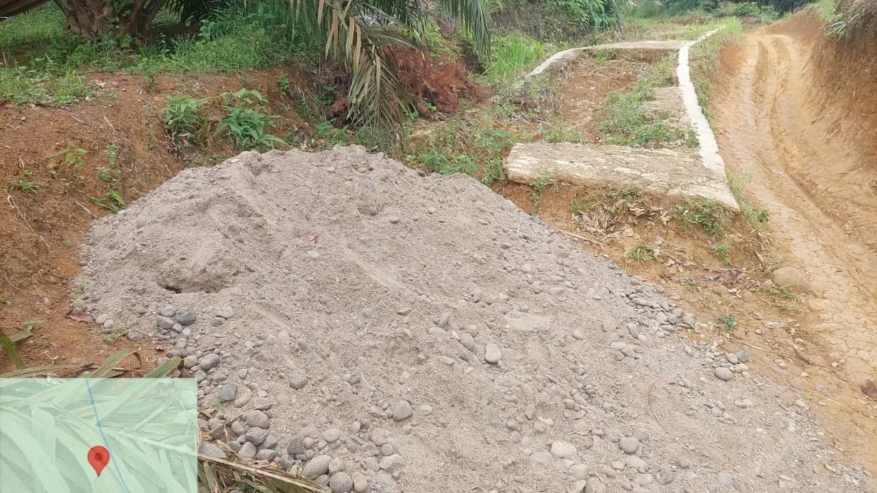 Diduga Ada Penyelewengan Dana ADK di Tapian Nauli, Warga Keluhkan Kualitas Pembangunan