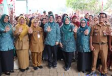 Ketua Tp Pkk Banten Salurkan Bantuan Nutrisi Stunting Di Pandeglang